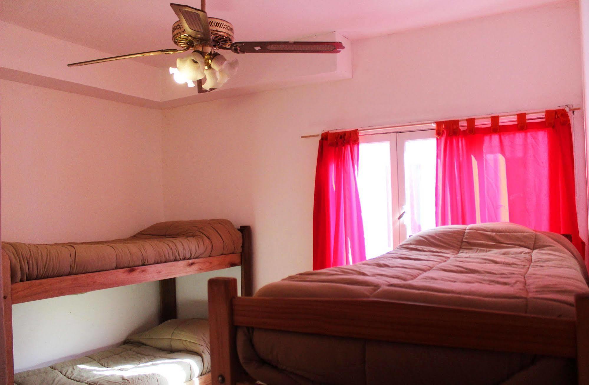 Yanquetruz Hostel Мар дел Плата Екстериор снимка
